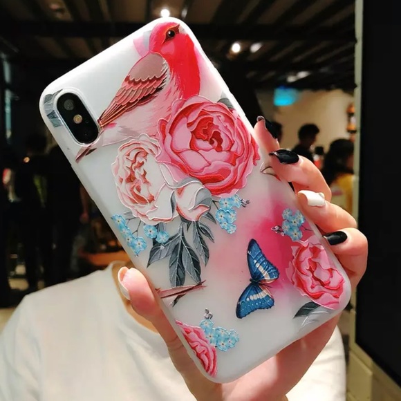 Accessories - LAST 1! NEW iPhone 7/8 Floral Bird Butterfly Case